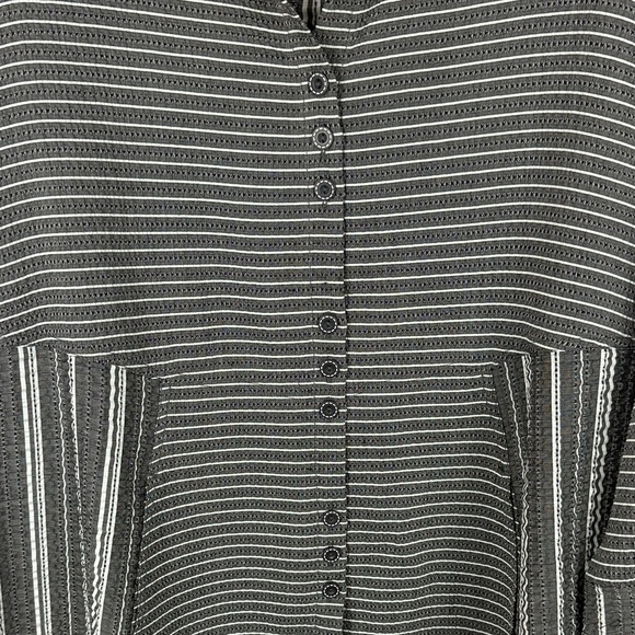 Habitat Casual Lightweight Gray and White Striped 3/4 Sleeve Tunic Top Size XXL - Picture 7 of 10